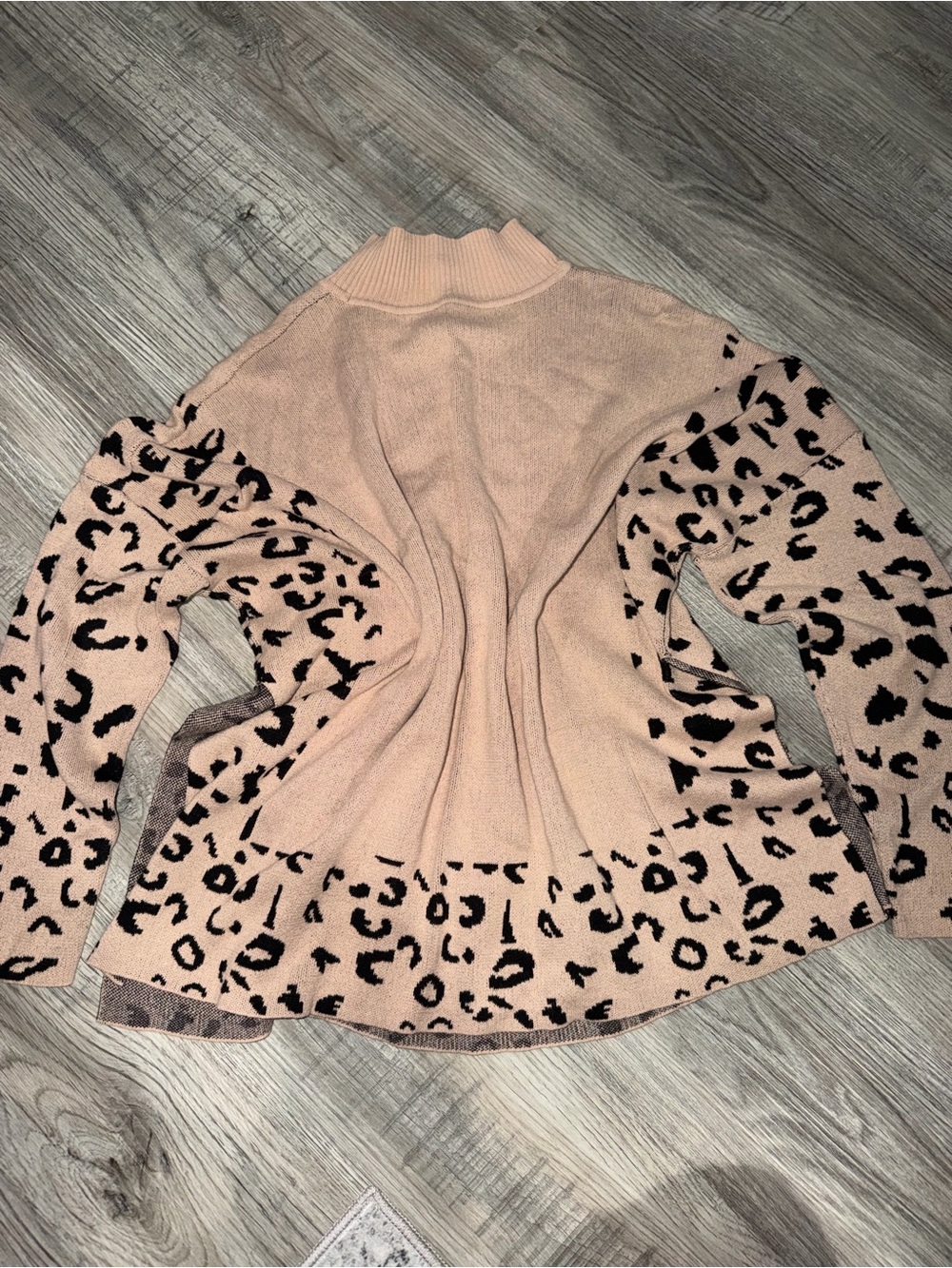 Women’s Leopard Print Knit Sweater